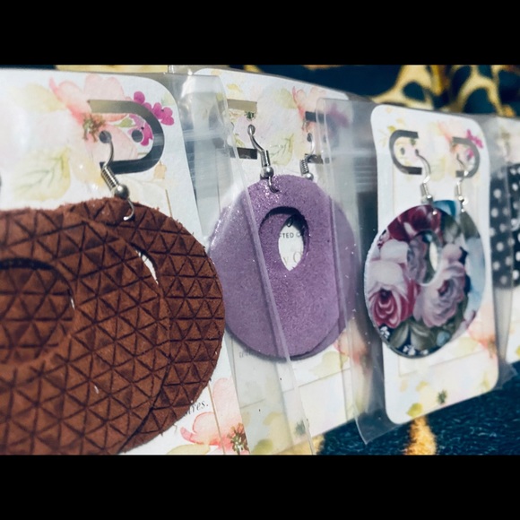 Leather Earrings - Picture 4 of 14